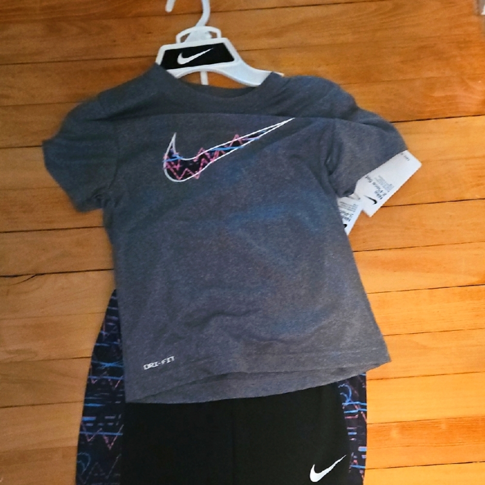 Nike Kids Gray T-Shirt